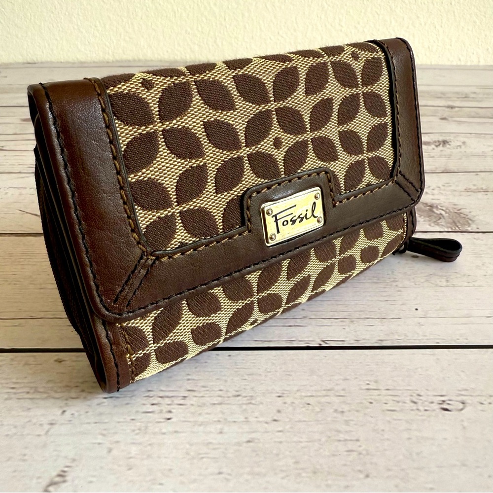 Fossil Trifold Leather & Fabric Wallet